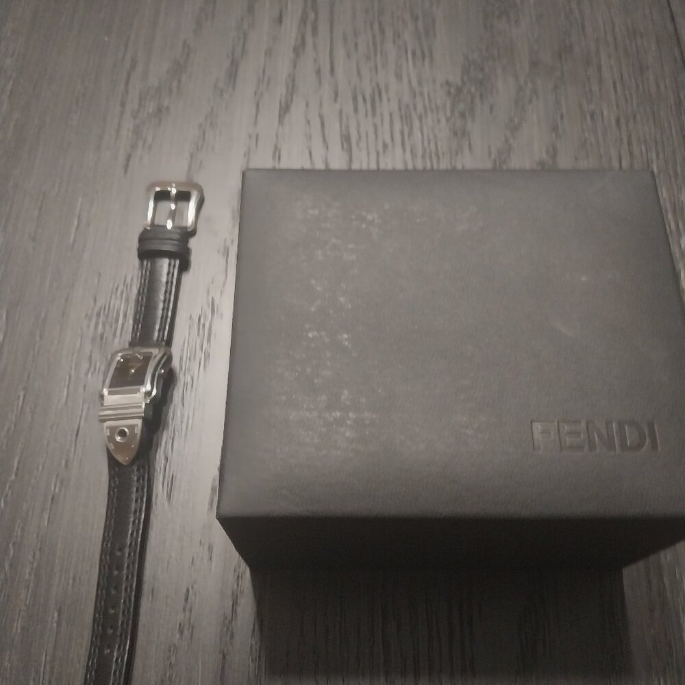 Fendi Black Dial Women's Watch Analog- black leather band